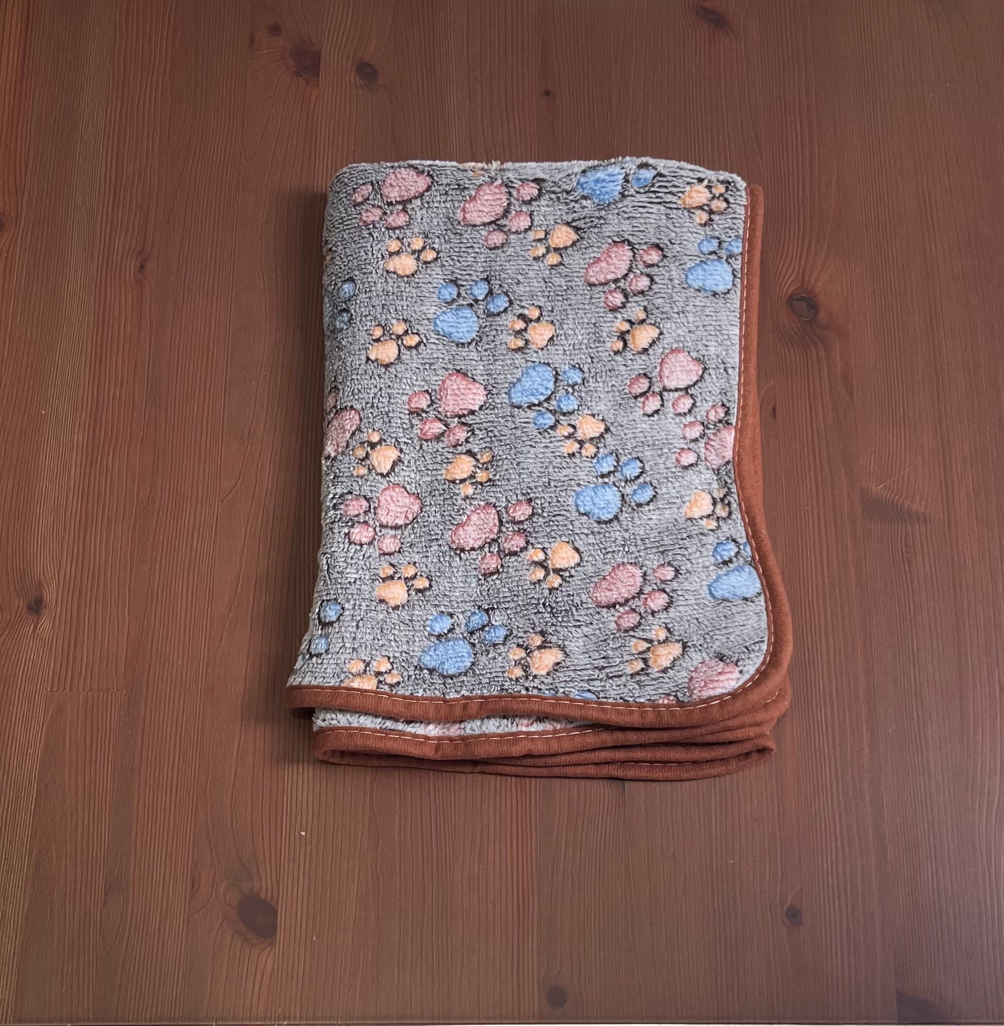 Lot de 3 couvertures douces à motifs pattes